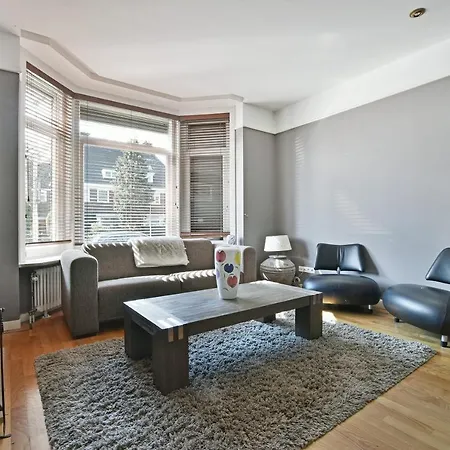 74 Stadionweg Apartment