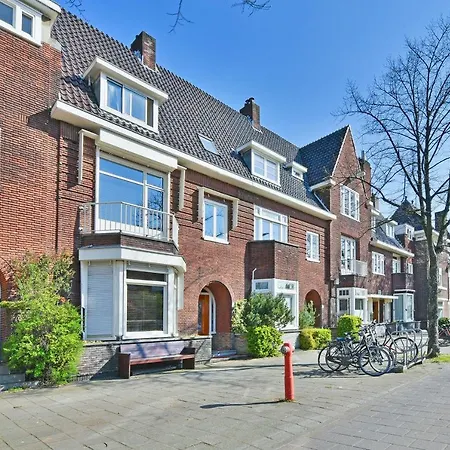 74 Stadionweg * Амстердам